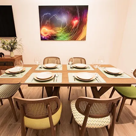 Artsy Spacious Cozy In Glyfada Center 雅典