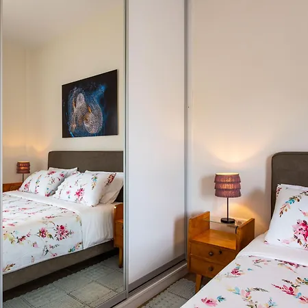 Artsy Spacious Cozy In Glyfada Center 雅典